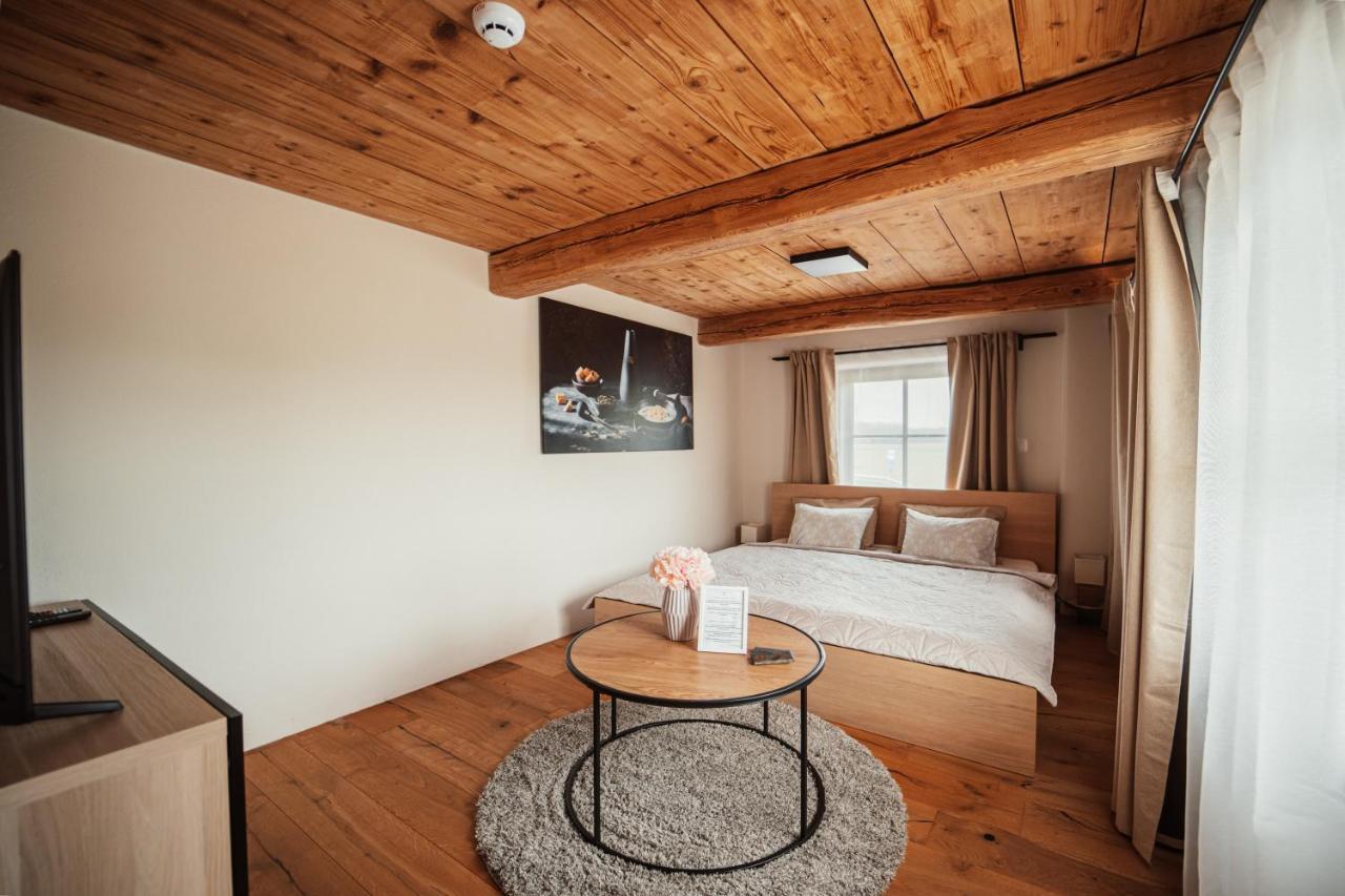 Kocbek Since 1929 Apartment Sveti Jurij ob Scavnici Ngoại thất bức ảnh